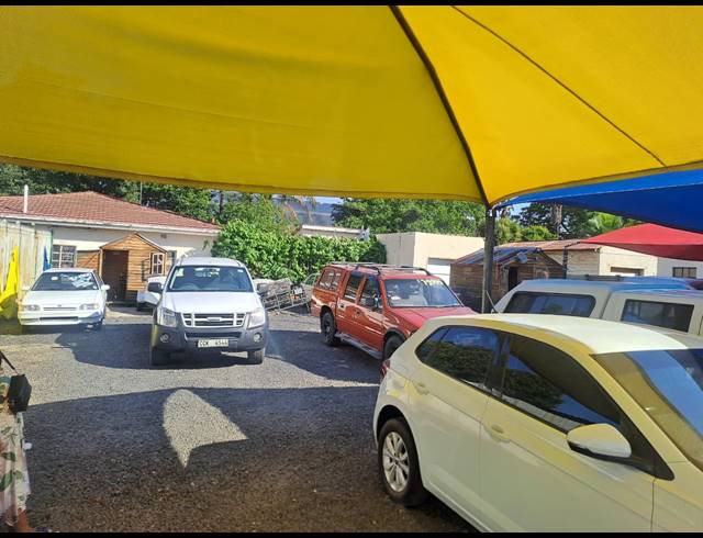 230M² BUSINESS FOR SALE IN OOS EINDE